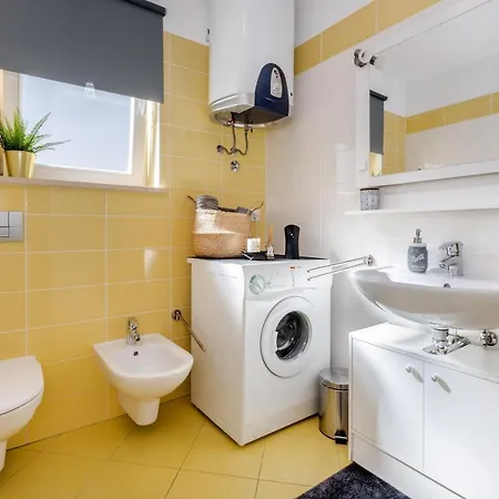 Cami -stylish With A Beautiful Seaview