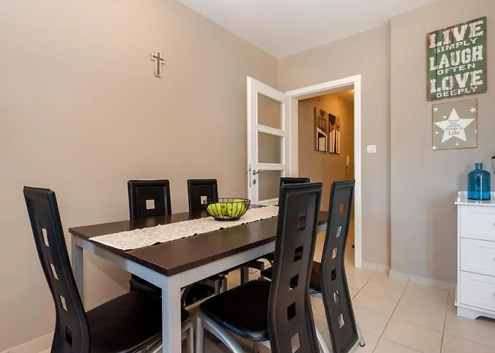 Daire Cami -stylish With A Beautiful Seaview
