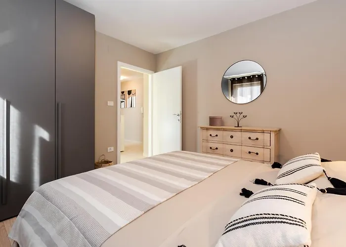 Cami -stylish With A Beautiful Seaview Rabac
