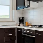 Apartment Cami -stylish With A Beautiful Seaview