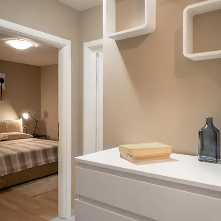 Cami -stylish With A Beautiful Seaview Apartment *
