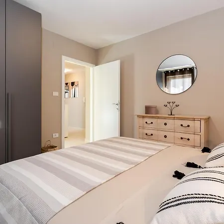 Cami -stylish With A Beautiful Seaview Rabac