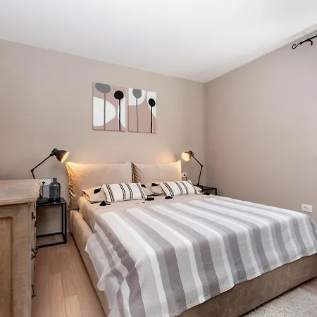 Cami -stylish With A Beautiful Seaview Apartment Rabac